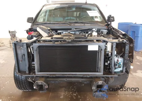 2018 GMC Yukon Denali z USA, uszkodzony, nr VIN 1GKS2CKJ9JR277757